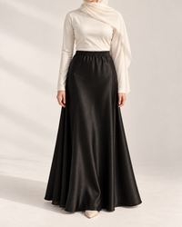 Luna Satin Set – Lace Satin Blouse & Maxi Skirt 10