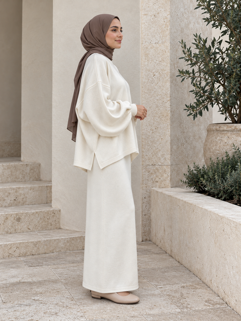 Winter Knit Co-ord Set | Oversized Sweater & Maxi Skirt detail